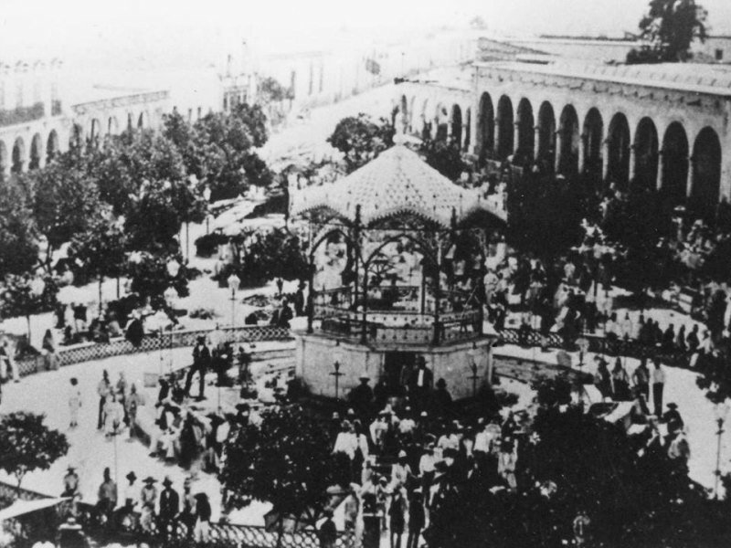 11081083_448147462010381_907122242752334693_n(1)