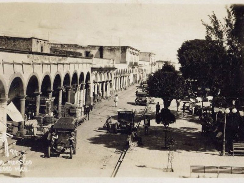 184002_2065389909406_7721135_n