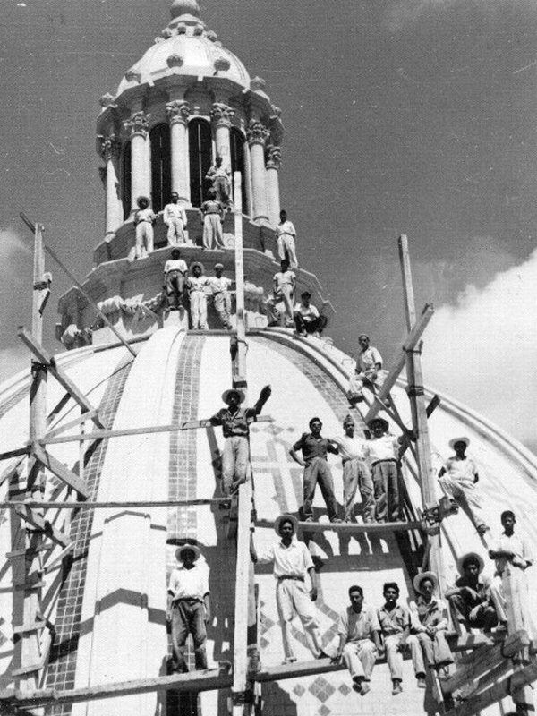 281482_2065383069235_6387918_n