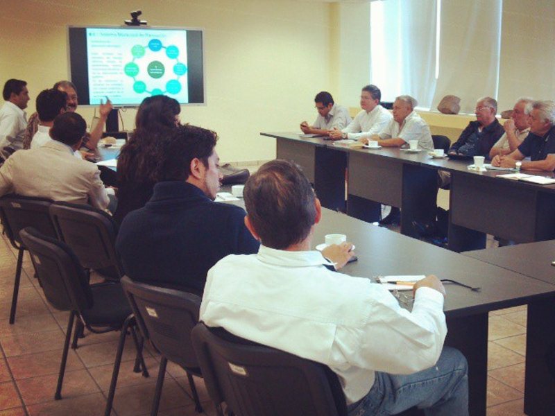 12107121_510624762436406_3939824983697434571_n