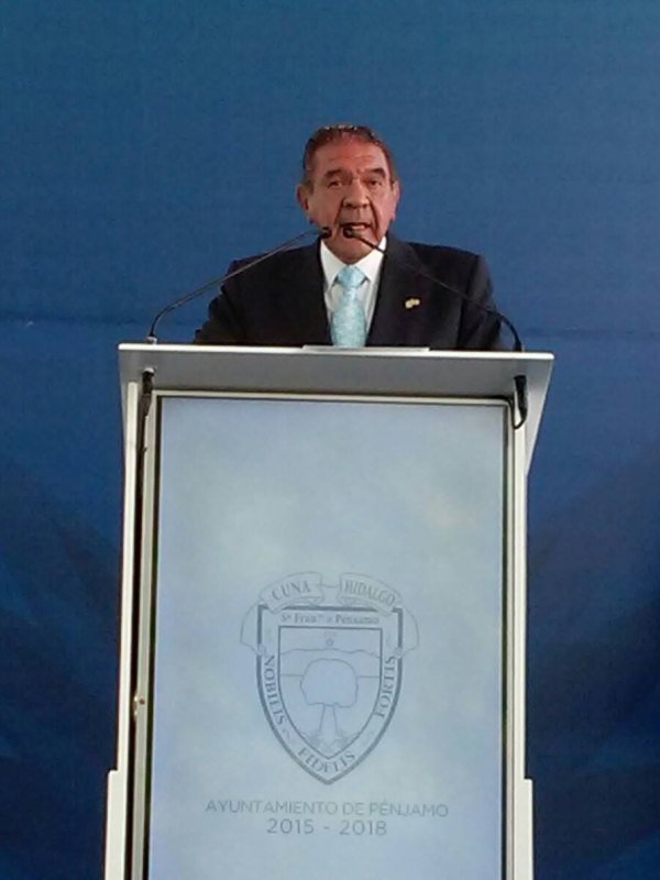 12162663_1072807509430682_1935460978_o