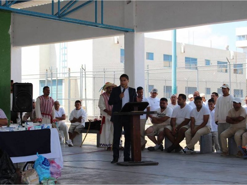 13087358_786074408203474_1510405596769019738_n