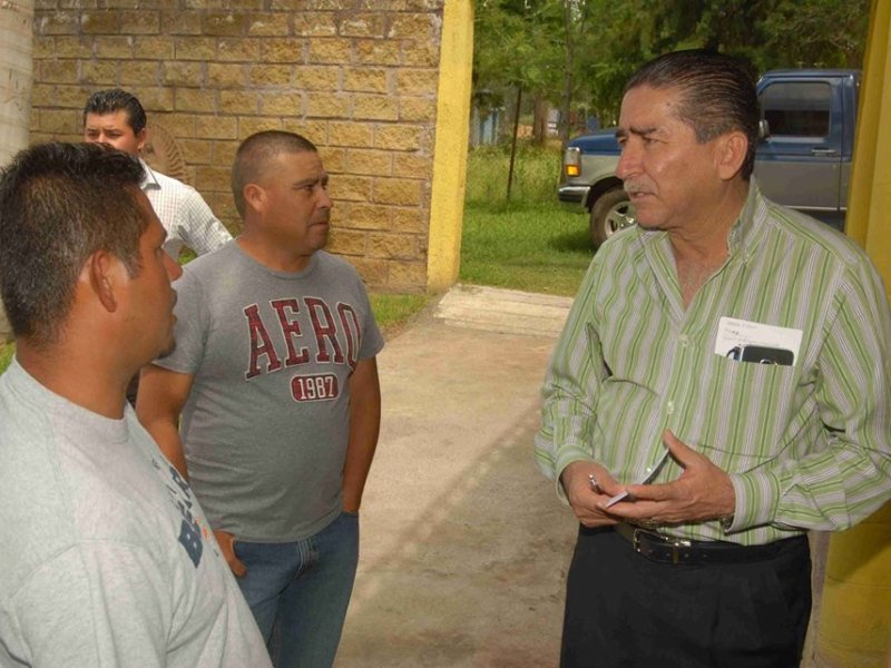 14202614_852934451517469_82507052065240805_n