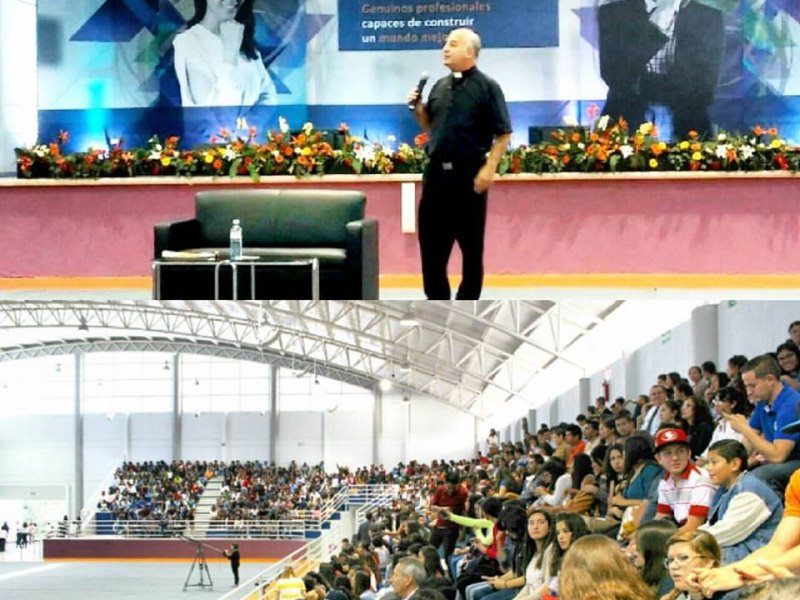 14470615_874337196043861_461720284852990324_n