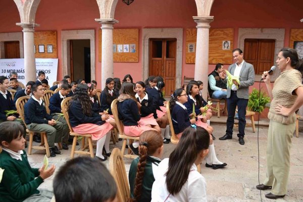 15202599_913300428814204_5358857846690631884_n